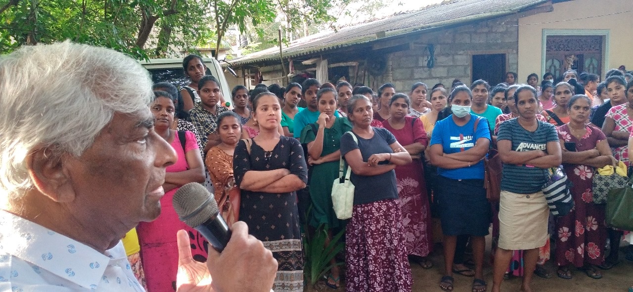 Anton Marcus addressing striking workers at Sumithra Hasalaka